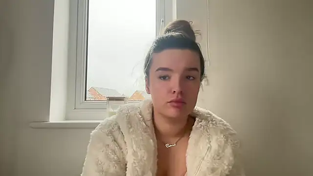 maisiesmithx online show from January 2026 01:04:02 PM