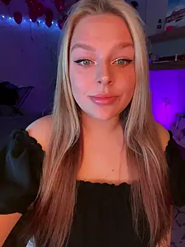 Snapshot of angel_stella chatting on February 2025 08:27:02 PM angel stella online show from February 2025 08:27:02 PM