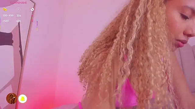 Nikki Angel  online show from January 2026 07:18:01 PM