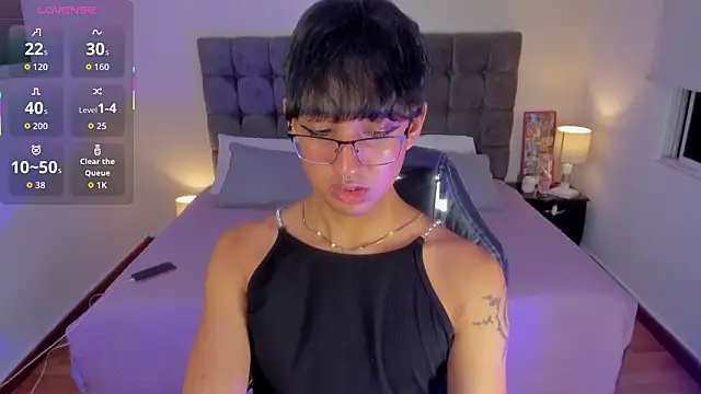 Dark hairy  online show from February 2026 04:41:02 AM