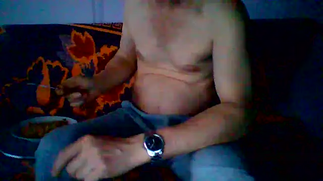 loverboyxxx69 online show from April 2026 04:08:02 PM
