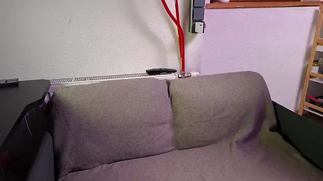 DrownMentallyyy online show from February 2025 09:14:01 PM