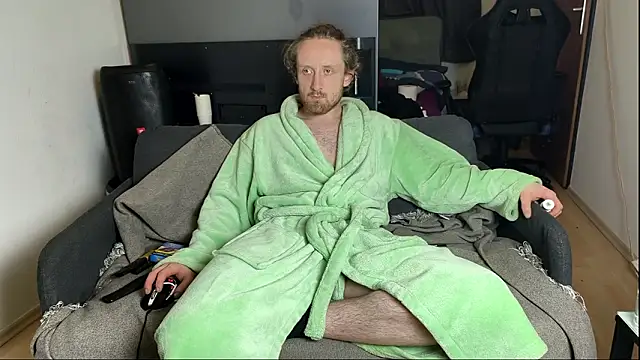 DrownMentallyyy online show from March 2026 04:17:01 AM