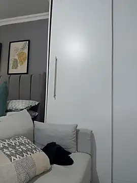 Zee Online online show from November 2025 06:58:01 AM