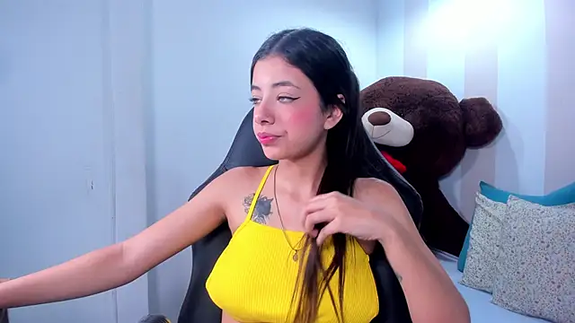 coraltaylor online show from December 2024 01:27:02 PM