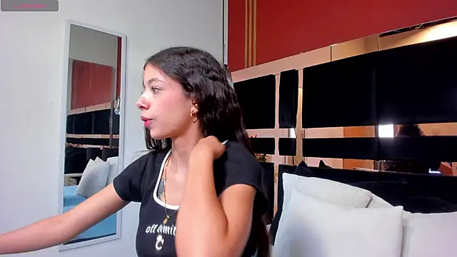 coraltaylor online show from February 2025 05:05:02 PM