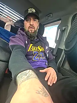 Beardedtattood online show from May 2026 01:05:01 PM