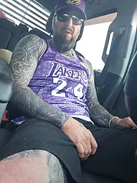 Snapshot of Beardedtattood chatting on July 2026 10:23:01 AM Beardedtattood online show from July 2026 10:23:01 AM