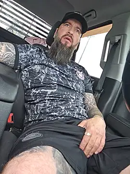 Snapshot of Beardedtattood chatting on June 2026 11:49:02 AM Beardedtattood online show from June 2026 11:49:02 AM