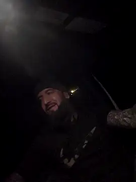 Beardedtattood online show from December 2025 07:55:01 AM