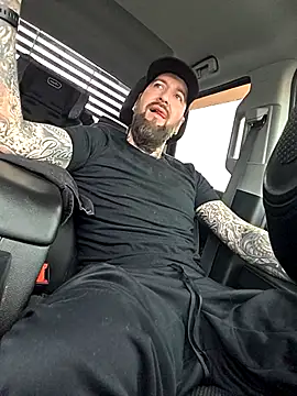 Beardedtattood online show from March 2026 01:56:01 PM