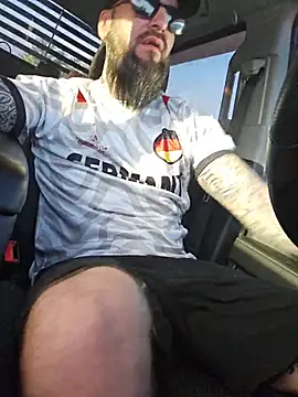 Snapshot of Beardedtattood chatting on June 2026 10:46:02 AM Beardedtattood online show from June 2026 10:46:02 AM