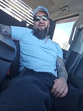 Beardedtattood online show from May 2026 02:36:01 PM