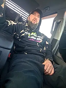 Beardedtattood online show from April 2026 11:07:02 AM