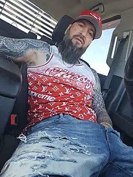 Beardedtattood online show from June 2026 01:44:02 PM