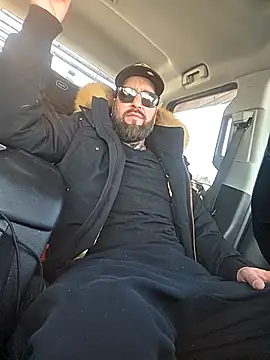 Beardedtattood online show from February 2026 02:28:02 PM