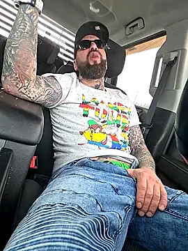 Beardedtattood online show from February 2026 02:46:02 PM