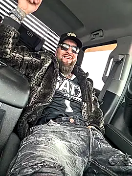 Beardedtattood online show from March 2026 06:42:02 PM