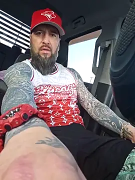 Beardedtattood online show from May 2026 10:31:02 AM