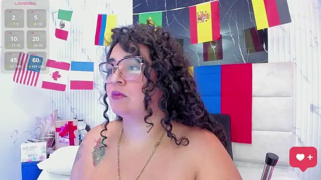 Reginavegaa online show from June 2026 11:43:01 AM