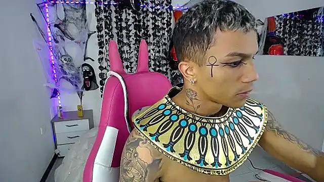 Leonard Price online show from October 2025 02:52:02 AM