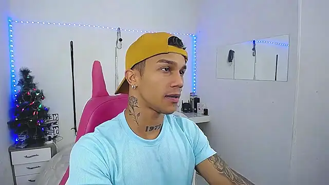 Leonard Price online show from December 2025 07:07:02 PM