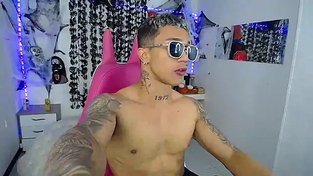 Leonard Price online show from October 2025 02:12:02 AM