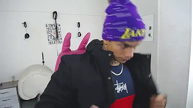 Leonard Price online show from February 2026 02:28:01 PM