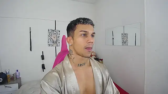 Leonard Price online show from November 2025 04:01:01 AM