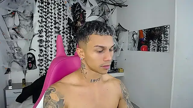 Leonard Price online show from November 2025 07:57:01 AM