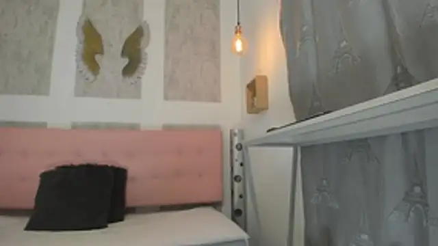 zhamira 21 online show from March 2026 08:05:02 PM