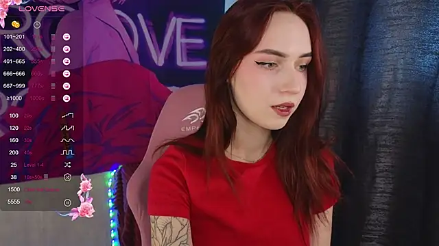 Snapshot of Emily_Klein_ chatting on January 2025 07:15:01 AM Emily Klein online show from January 2025 07:15:01 AM
