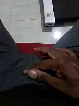 SuranSexy33 online show from September 2025 02:38:02 PM