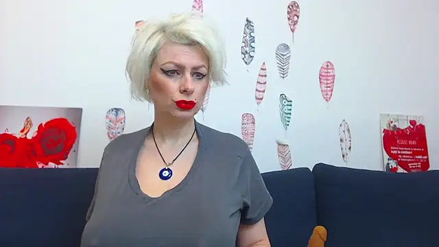 ForeverBarbie  online show from March 2026 12:06:01 AM