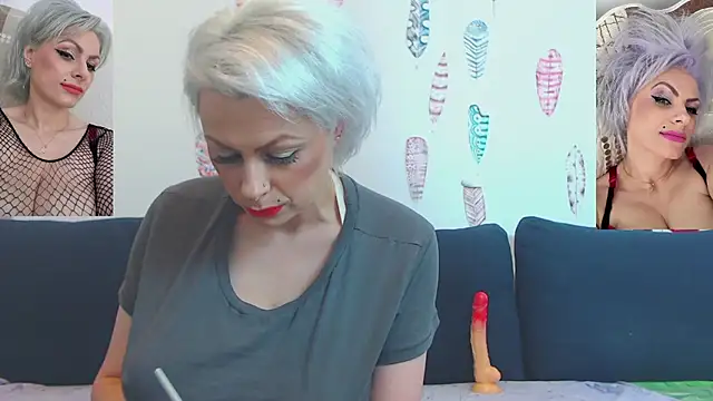 ForeverBarbie  online show from May 2026 03:28:01 AM