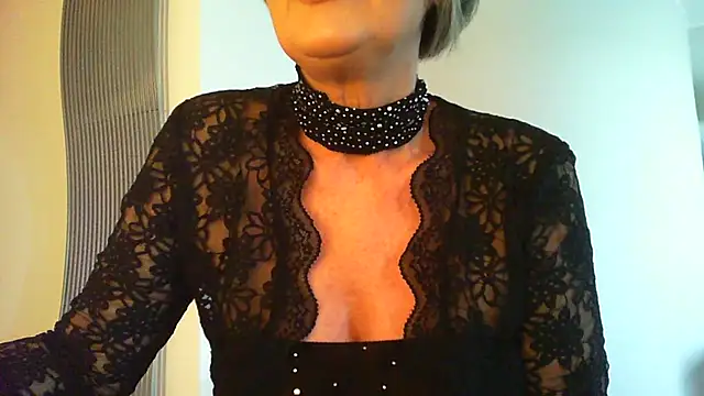   Angel78   online show from November 2025 01:04:01 PM