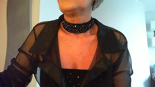   Angel78   online show from November 2025 01:34:01 PM