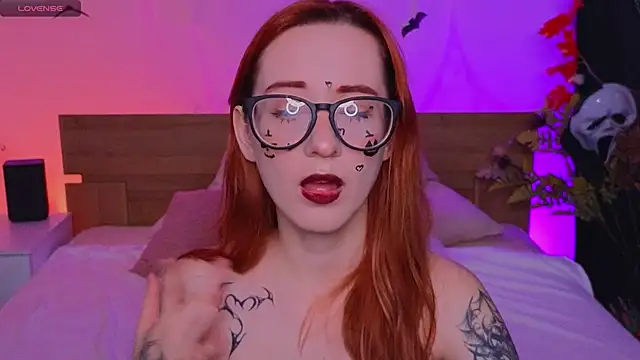 Snapshot of Dark_Lola_ chatting on October 2025 11:29:02 PM Dark Lola online show from October 2025 11:29:02 PM