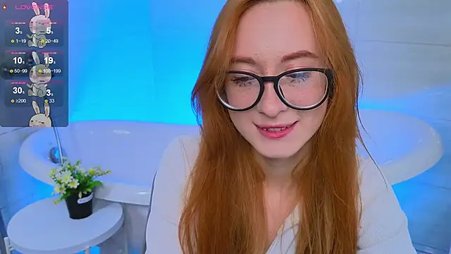 Snapshot of Dark_Lola_ chatting on September 2025 02:01:02 AM Dark Lola online show from September 2025 02:01:02 AM