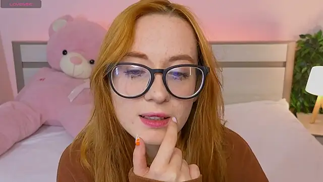Snapshot of Dark_Lola_ chatting on September 2025 03:28:01 AM Dark Lola online show from September 2025 03:28:01 AM
