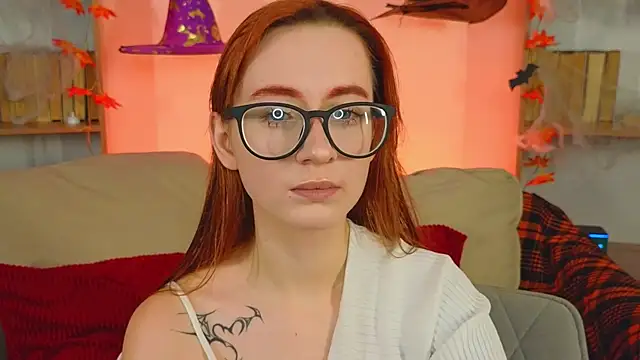 Snapshot of Dark_Lola_ chatting on October 2025 01:31:02 AM Dark Lola online show from October 2025 01:31:02 AM