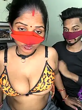 Snapshot of Indian_Lust_Couple chatting on March 2025 09:20:01 PM Indian Lust Couple online show from March 2025 09:20:01 PM
