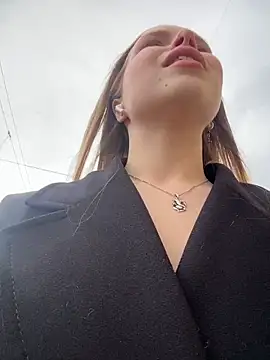 mur girl online show from April 2026 12:40:01 PM