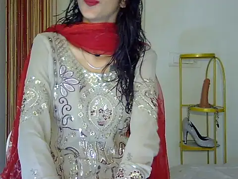 MAAYRA 09 online show from October 2025 10:01:01 AM