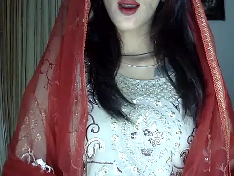 MAAYRA 09 online show from September 2025 01:06:02 PM