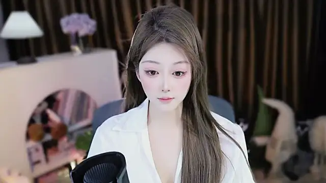 Arwyn-rr online show from March 2026 01:03:02 PM