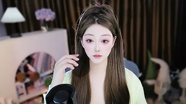 Arwyn-rr online show from March 2026 11:33:02 AM