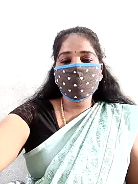 Snapshot of MaaliiiPonuTamil chatting on September 2025 01:56:02 AM MaaliiiPonuTamil online show from September 2025 01:56:02 AM