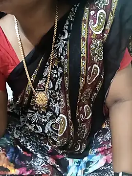 Snapshot of MaaliiiPonuTamil chatting on March 2025 04:28:01 PM MaaliiiPonuTamil online show from March 2025 04:28:01 PM