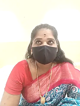 Snapshot of MaaliiiPonuTamil chatting on March 2025 04:04:01 PM MaaliiiPonuTamil online show from March 2025 04:04:01 PM